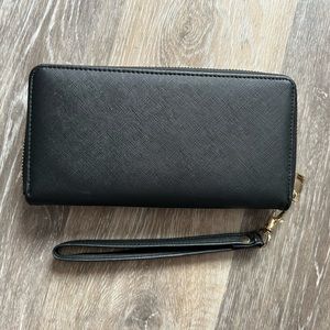 Black Wrsitlet